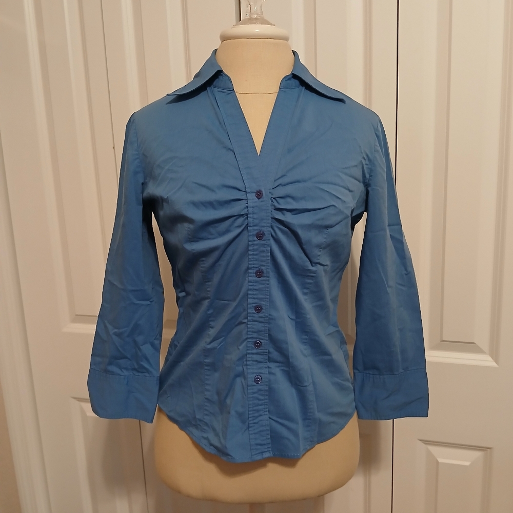 Ladies New York & Company Blue Button Up 3/4 Sleeve Shirt Blouse Small
